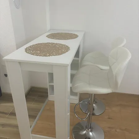 Aura Travnik