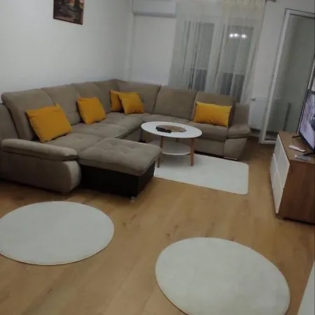 Aura * ترافنيك